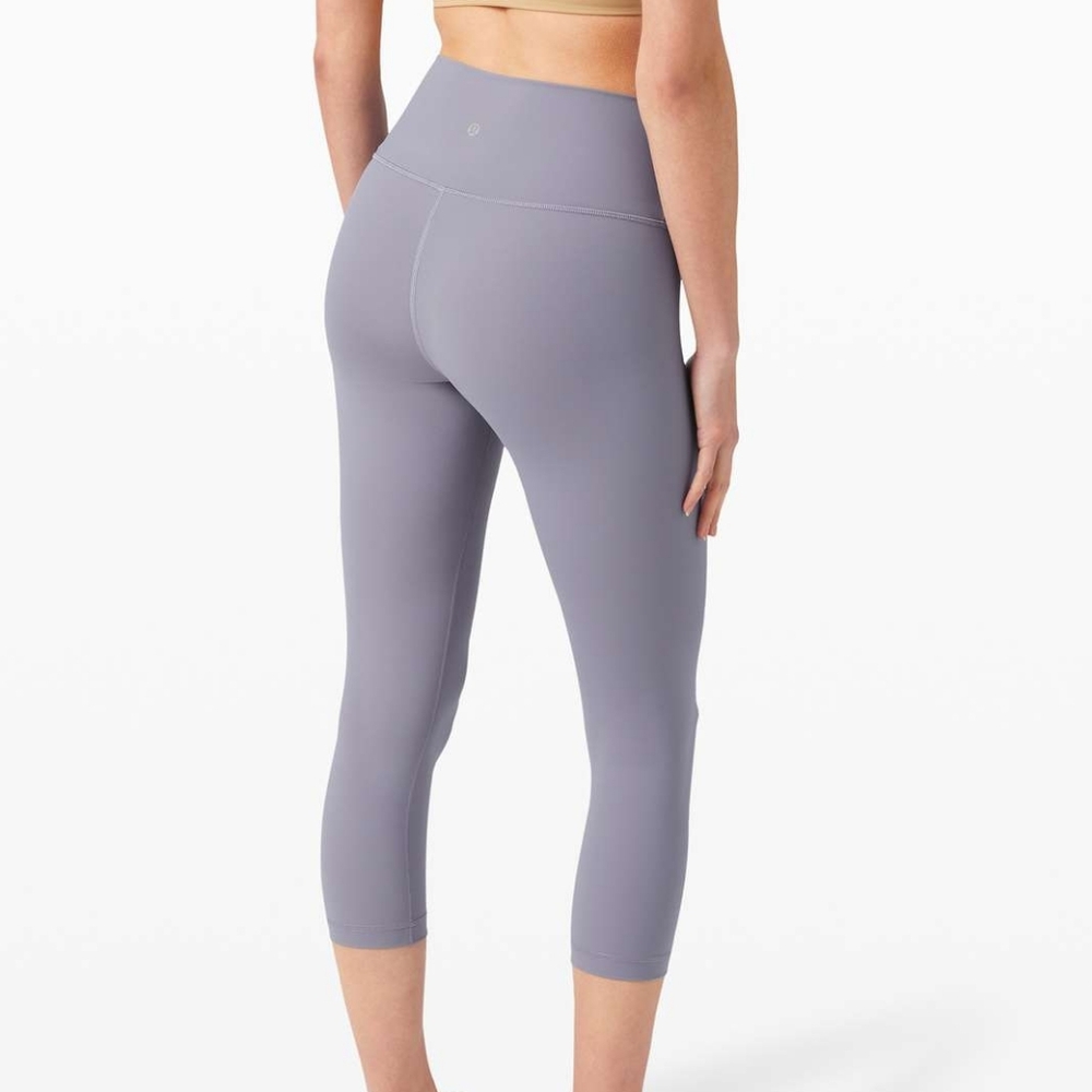 Lululemon Wunder Under Crop (High-Rise) *Full-On Luxtreme 21" Peri Purple